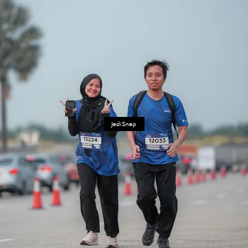 Runner Photo 7556333