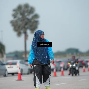 Runner Photo 7556345