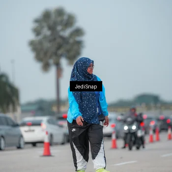 Runner Photo 7556349