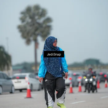 Runner Photo 7556354