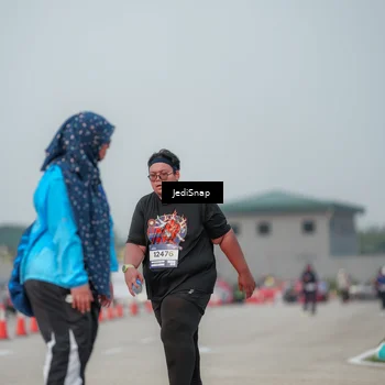 Runner Photo 7556363