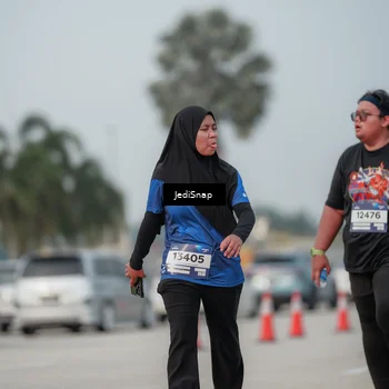 Runner Photo 7556370