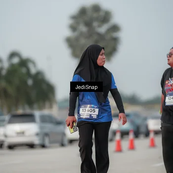 Runner Photo 7556371
