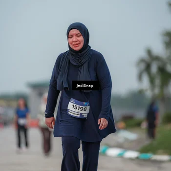 Runner Photo 7556383