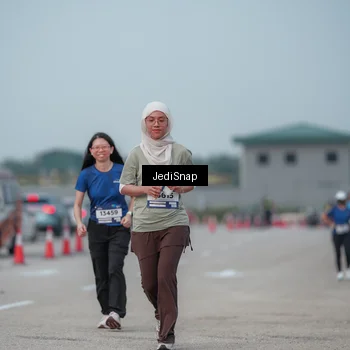 Runner Photo 7556394