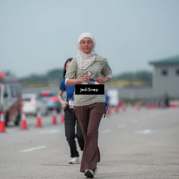 Runner Photo 7556398