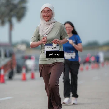Runner Photo 7556407