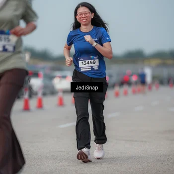 Runner Photo 7556409