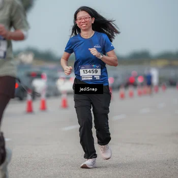 Runner Photo 7556410