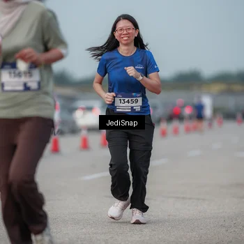 Runner Photo 7556411