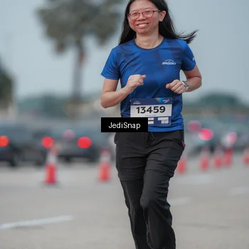 Runner Photo 7556417
