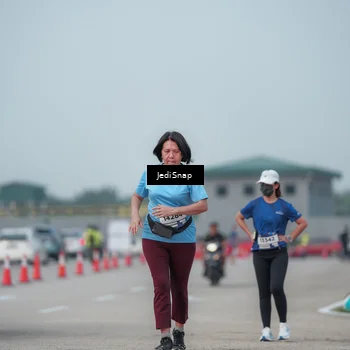 Runner Photo 7556419