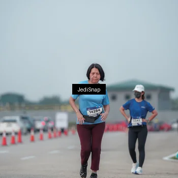 Runner Photo 7556423