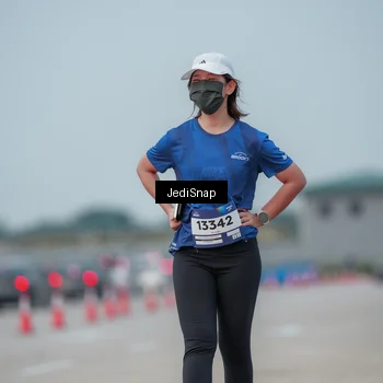 Runner Photo 7556438