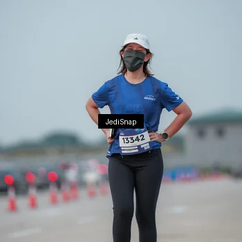 Runner Photo 7556440