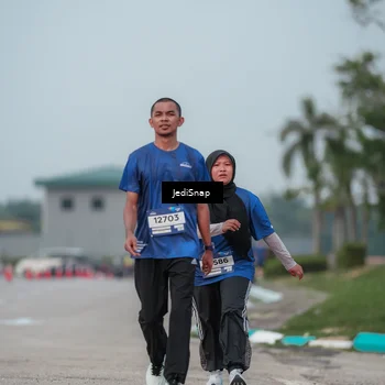 Runner Photo 7556446
