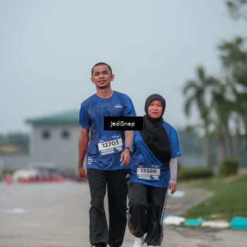 Runner Photo 7556450