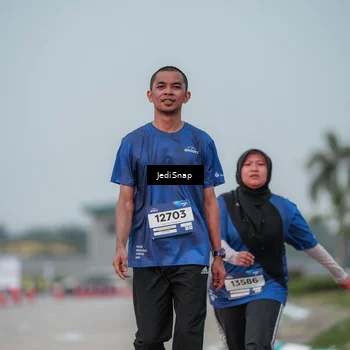 Runner Photo 7556457