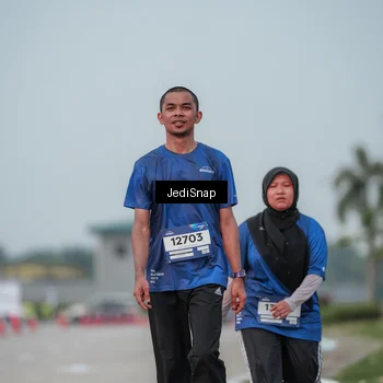 Runner Photo 7556458