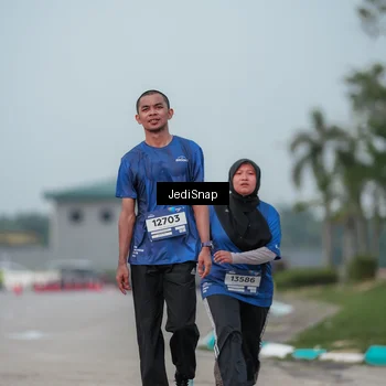 Runner Photo 7556465