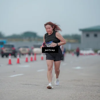 Runner Photo 7556478
