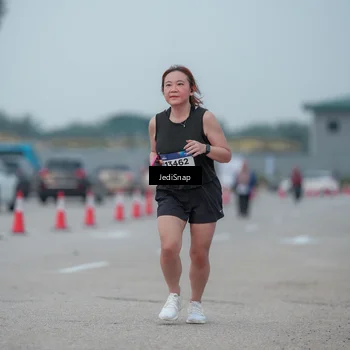 Runner Photo 7556480