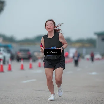Runner Photo 7556483