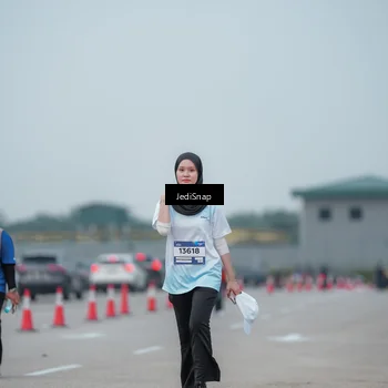 Runner Photo 7556488