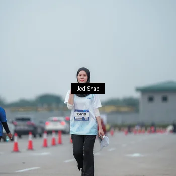 Runner Photo 7556492