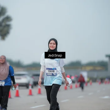 Runner Photo 7556494