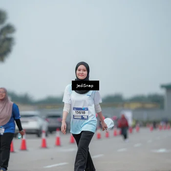 Runner Photo 7556495