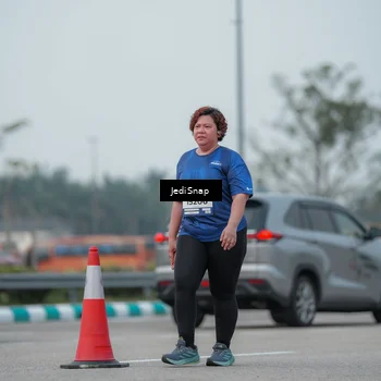 Runner Photo 7556524