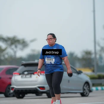 Runner Photo 7556535