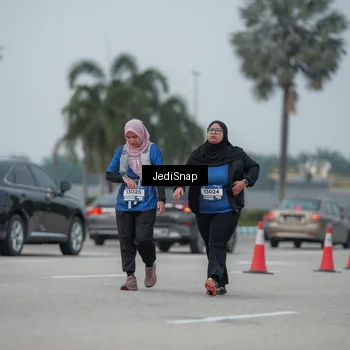 Runner Photo 7556551