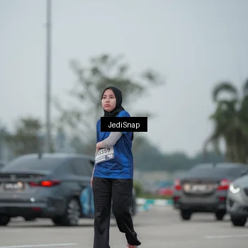 Runner Photo 7556560