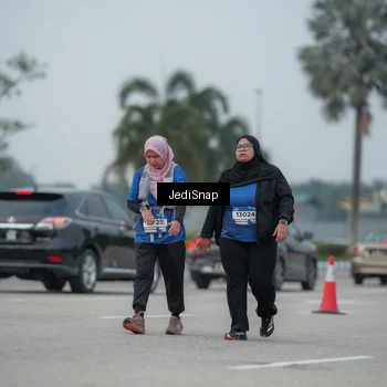 Runner Photo 7556561