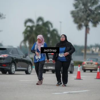 Runner Photo 7556562