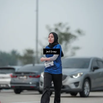 Runner Photo 7556569