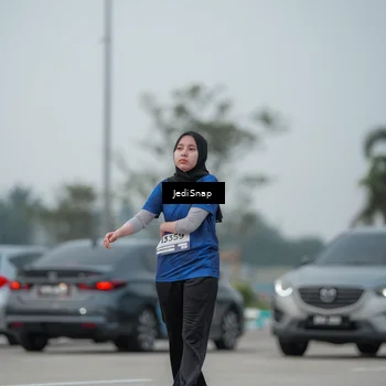 Runner Photo 7556573
