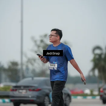 Runner Photo 7556575