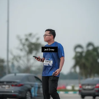 Runner Photo 7556576