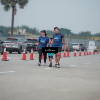 Runner Photo 7556580