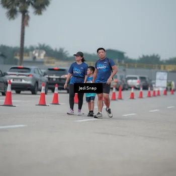 Runner Photo 7556581