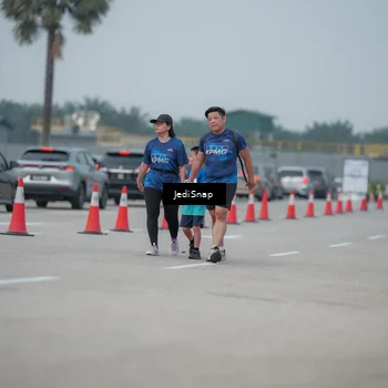 Runner Photo 7556582