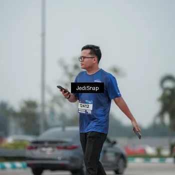Runner Photo 7556587