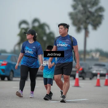 Runner Photo 7556594