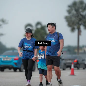 Runner Photo 7556597