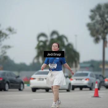 Runner Photo 7556602