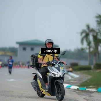 Runner Photo 7556610