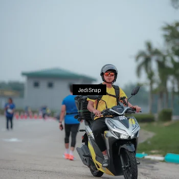 Runner Photo 7556613